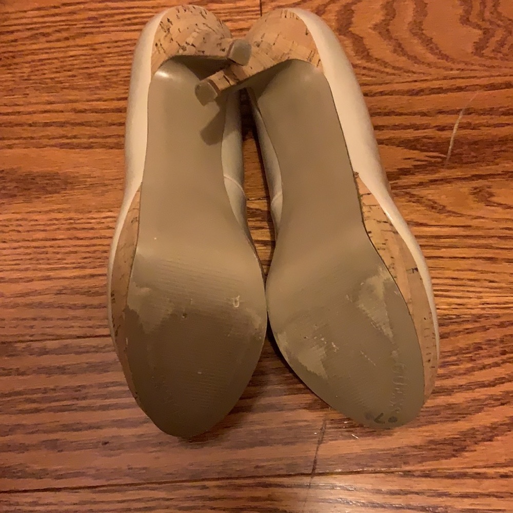 Guess Nude heels - Picture 3 of 3
